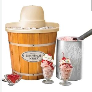 Elite Gourmet Old Fashioned Ice Cream maker